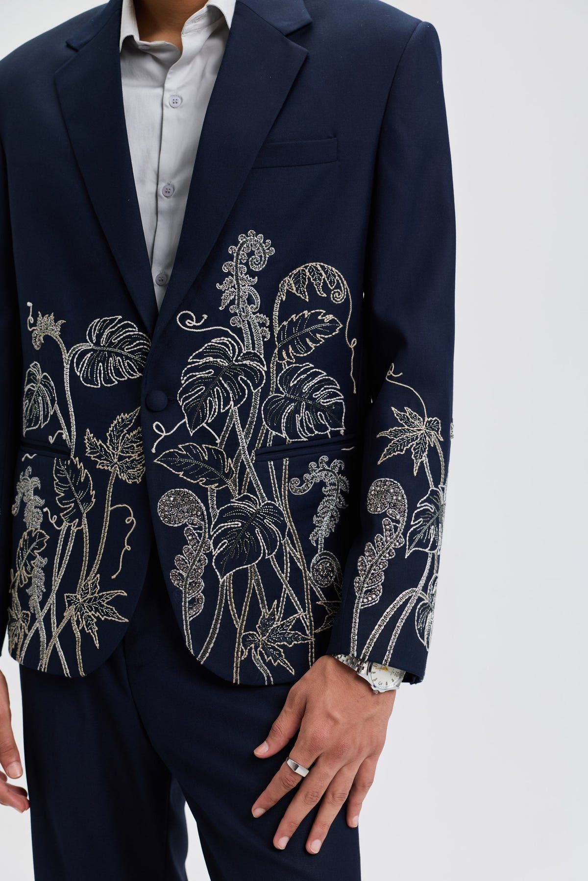 "Celestial Vines" hand embroidered blazer - image 3