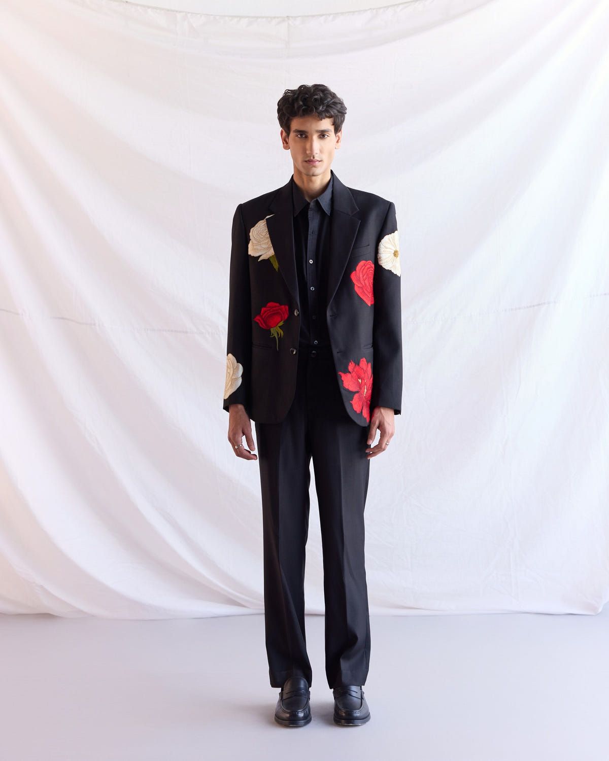 "Floral Reverie" hand embroidered Blazer - image 5