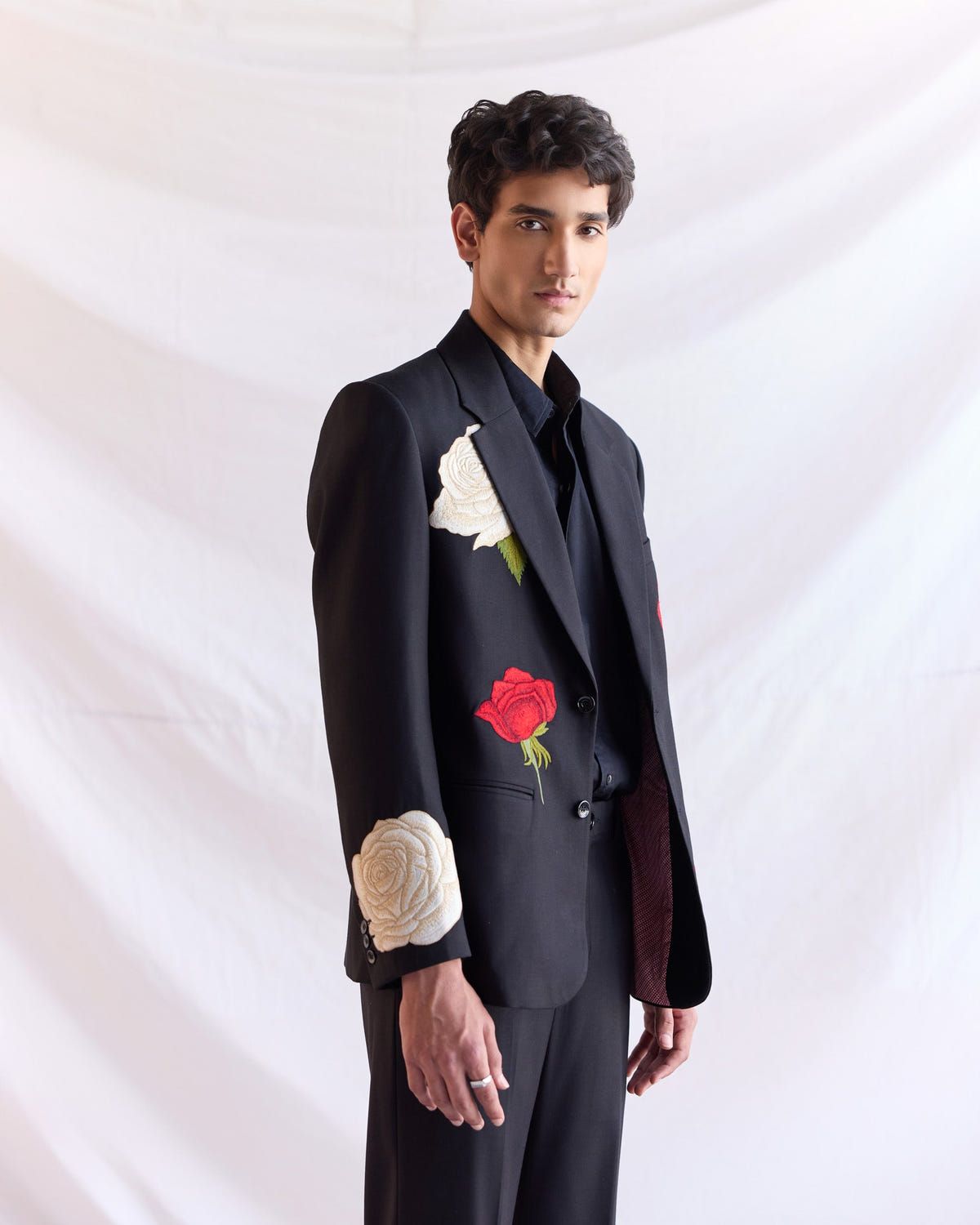 "Floral Reverie" hand embroidered Blazer - image 6