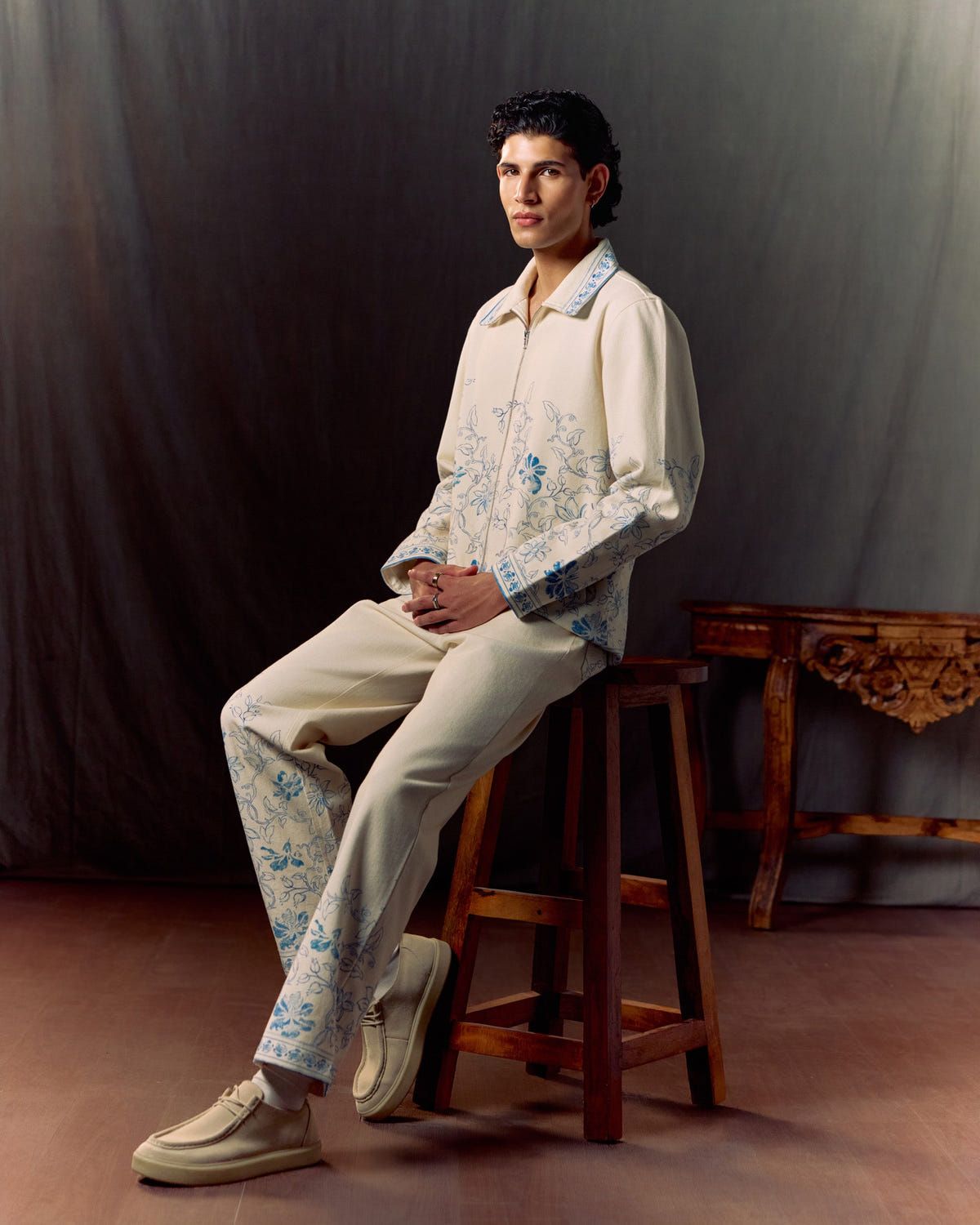 Floral sketch twill jacket - image 7