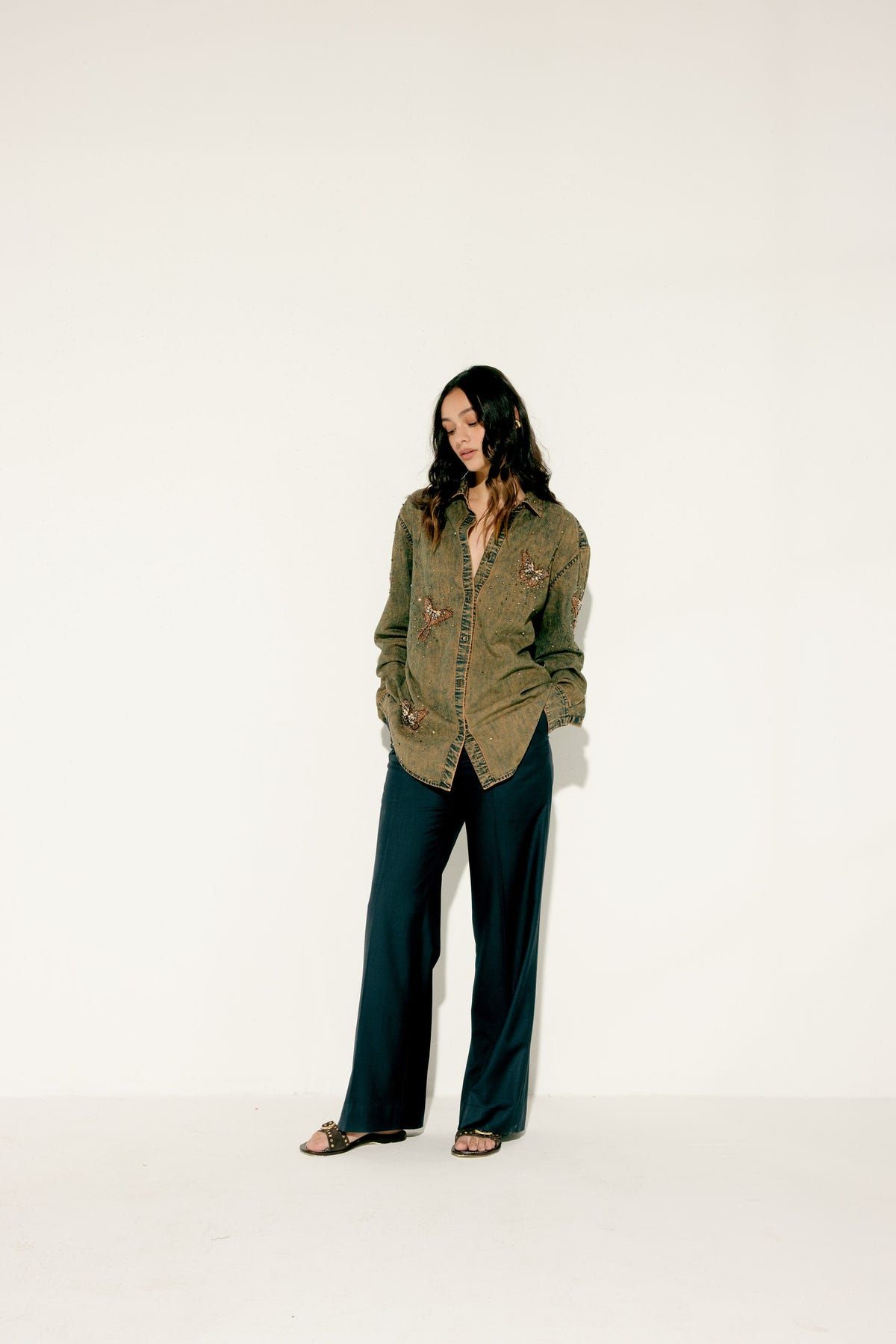 "Le Monarch" stonework shirt - image 3