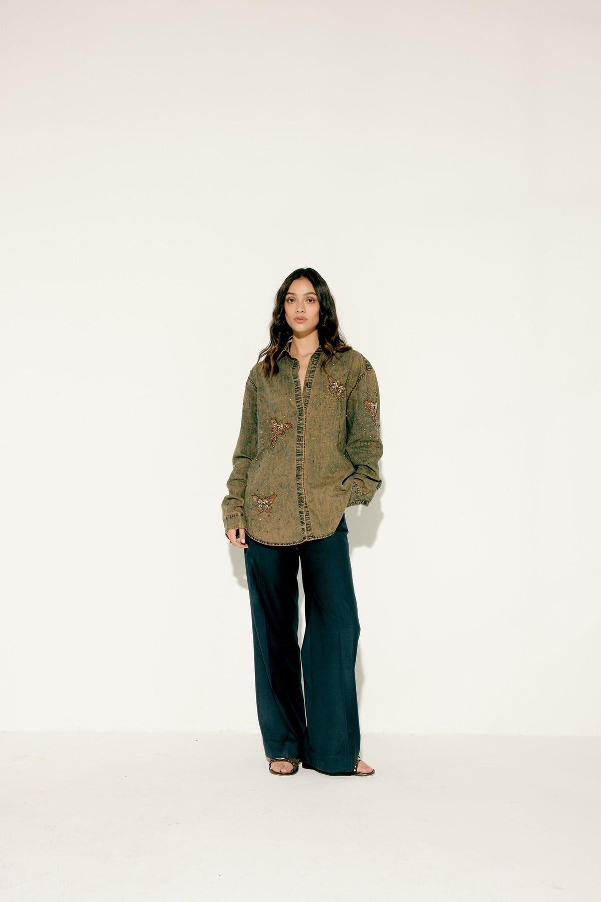 "Le Monarch" stonework shirt - image 5