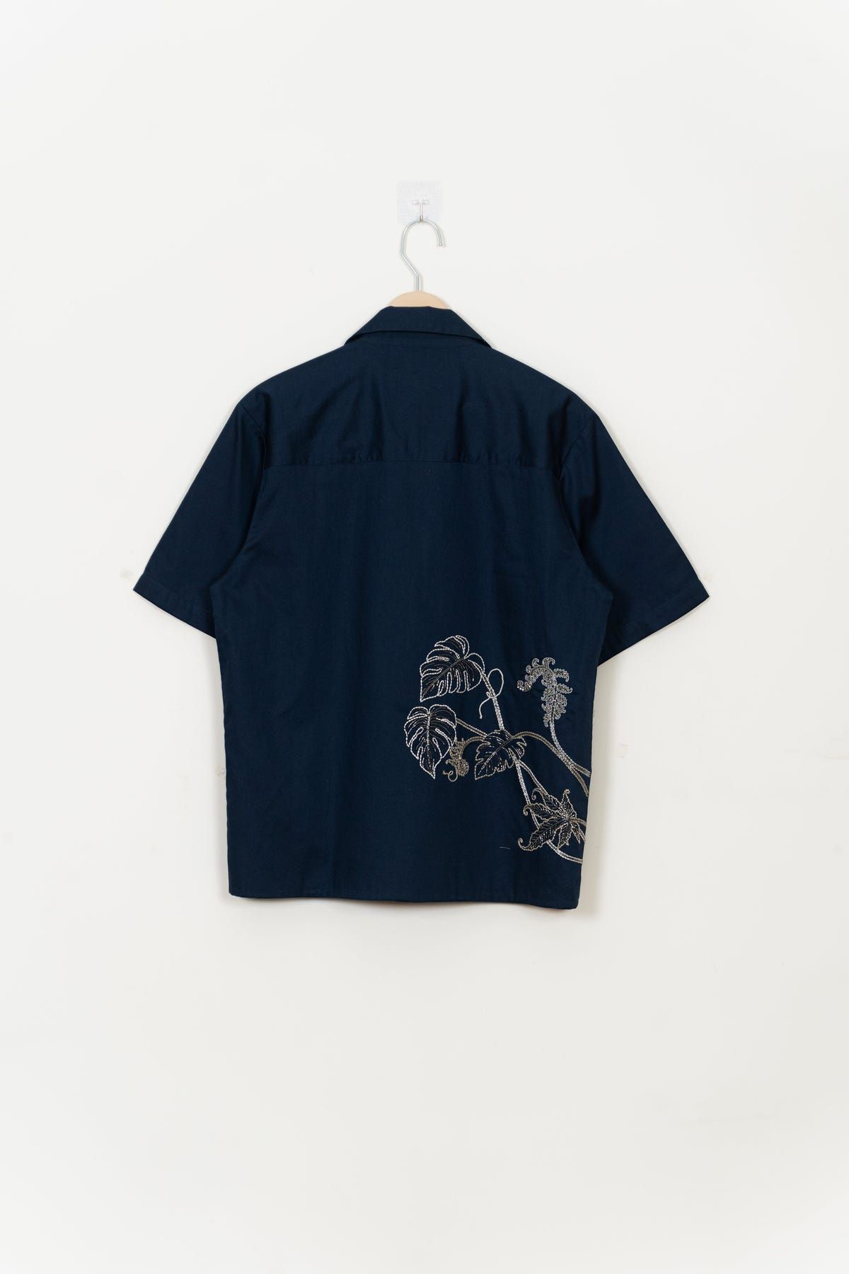 "Celestial vines" hand embroidered Shirt - image 5