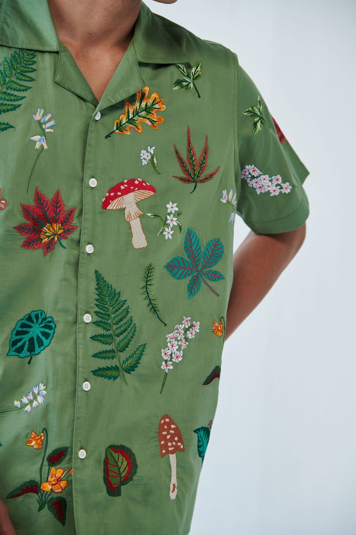 "Botanical dream" embroidered shirt - image 8