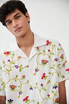 "La vallée" embroidered shirt view 3