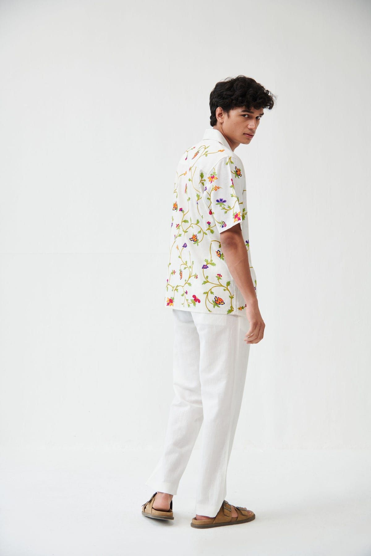 "La vallée" embroidered shirt - image 7