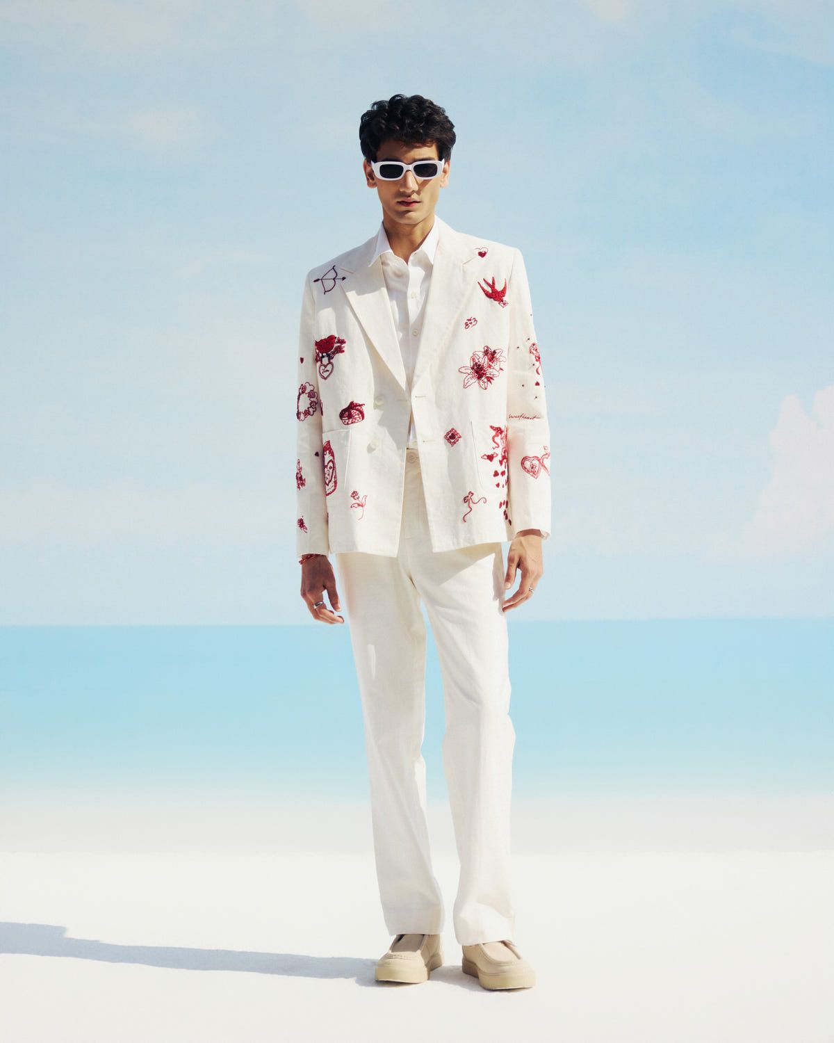 "Amour Sauvage" Hand Embroidered Blazer - image 3