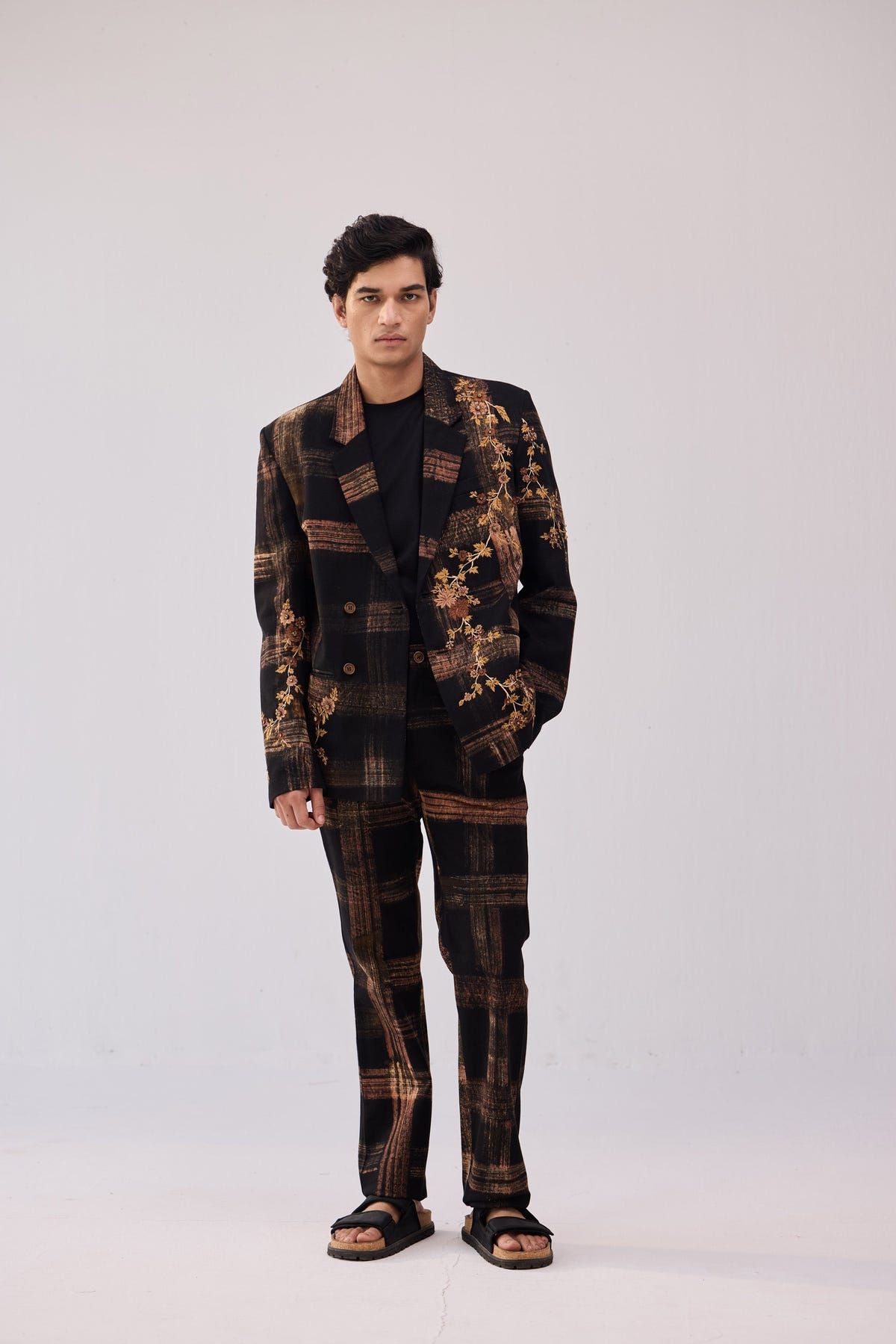 Floral hand embroidered checked blazer - image 2