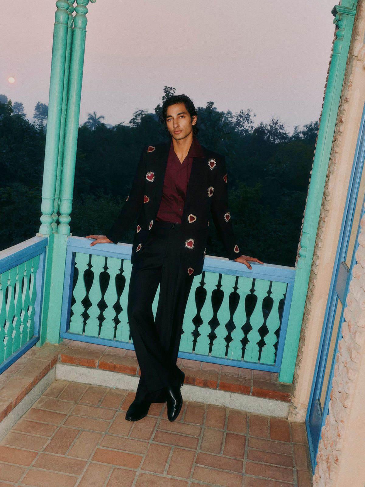 “Velvet hearts” hand embroidered blazer - image 6
