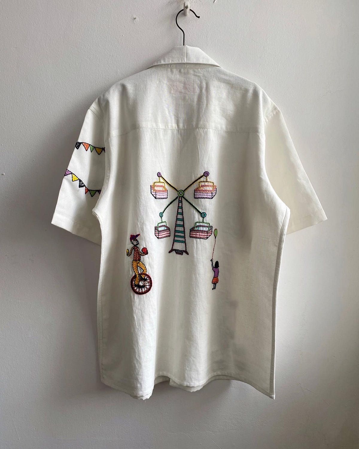 “Le carnaval” embroidered shirt. - image 8