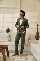 Summer floral hand embroidered Blazer view 5