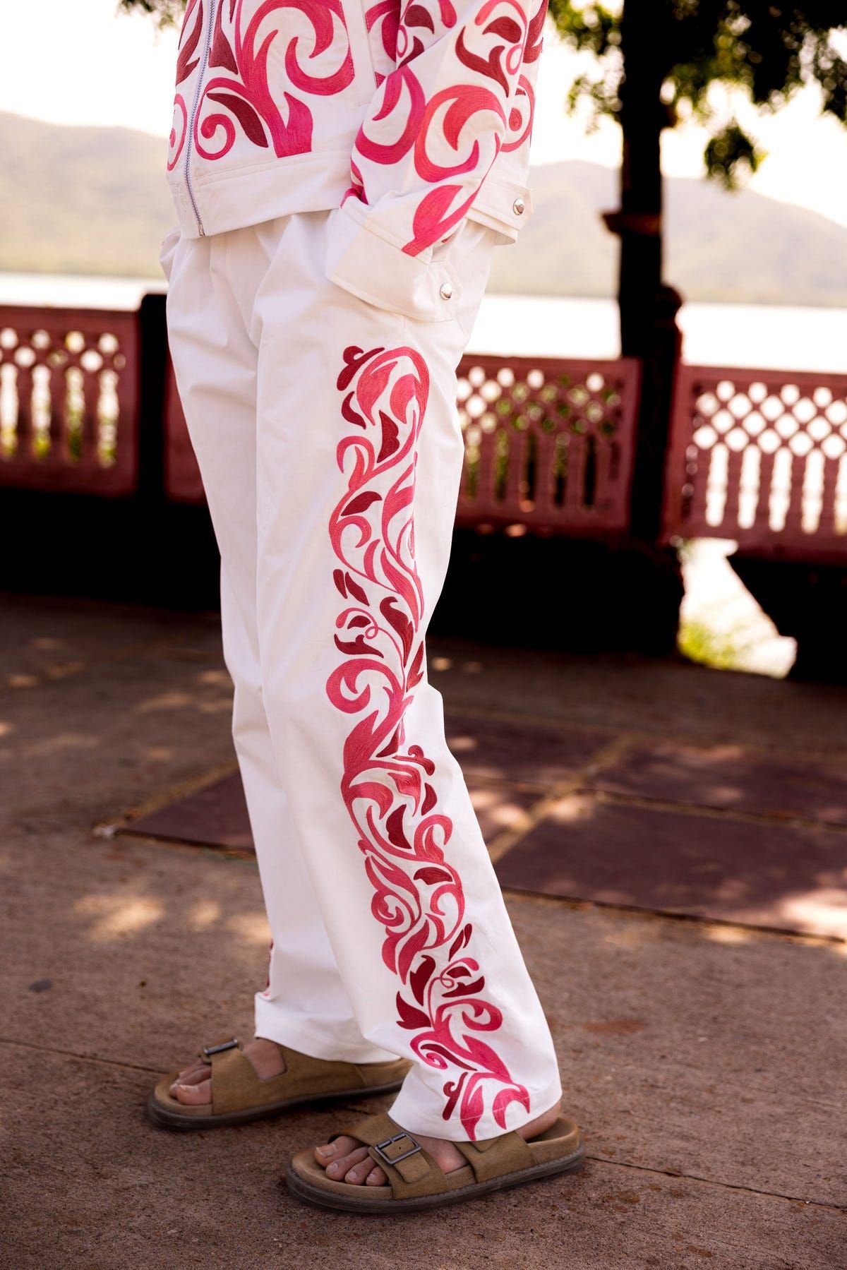 Kashida embroidered pants - image 2