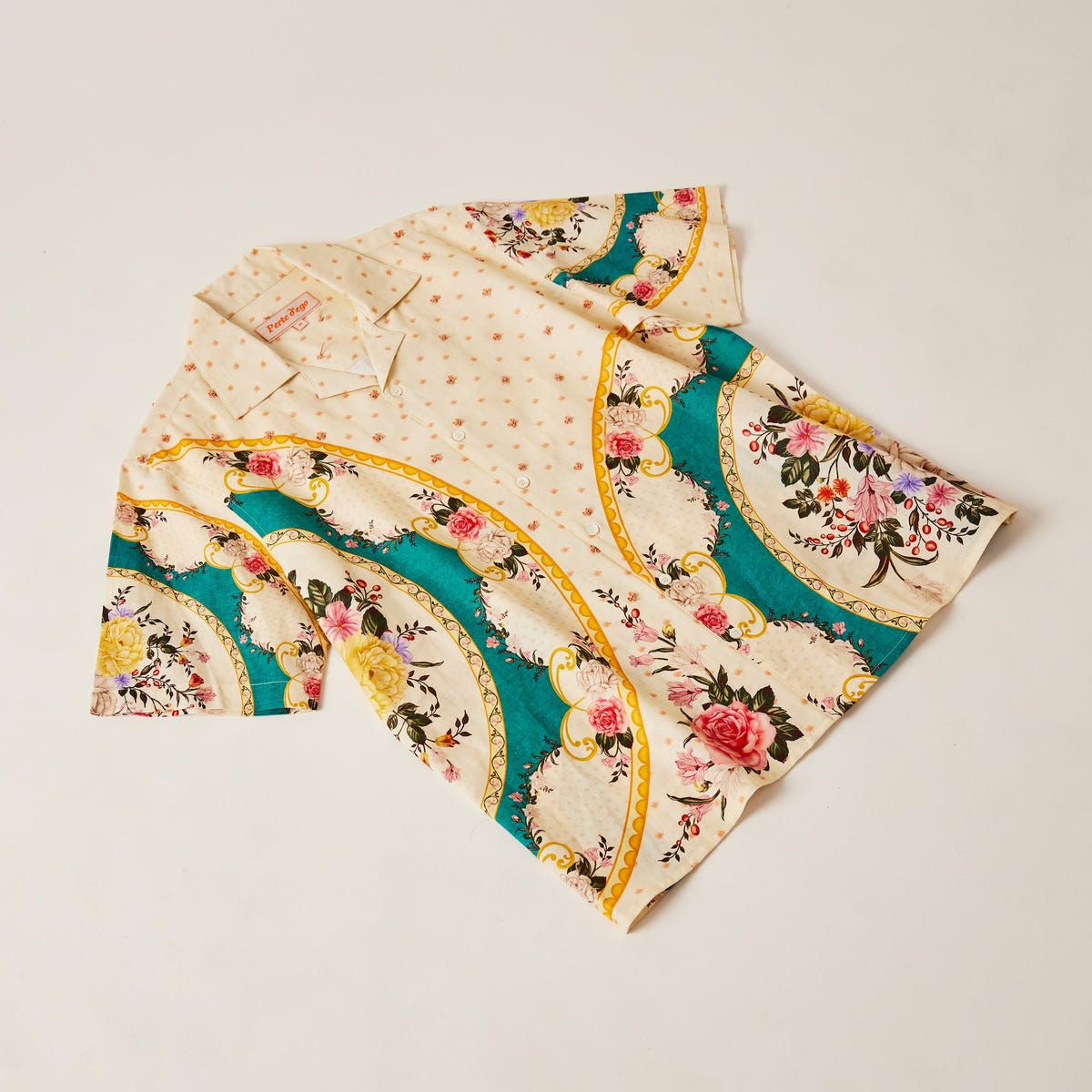"Vintage plates" hand embroidered shirt - image 5