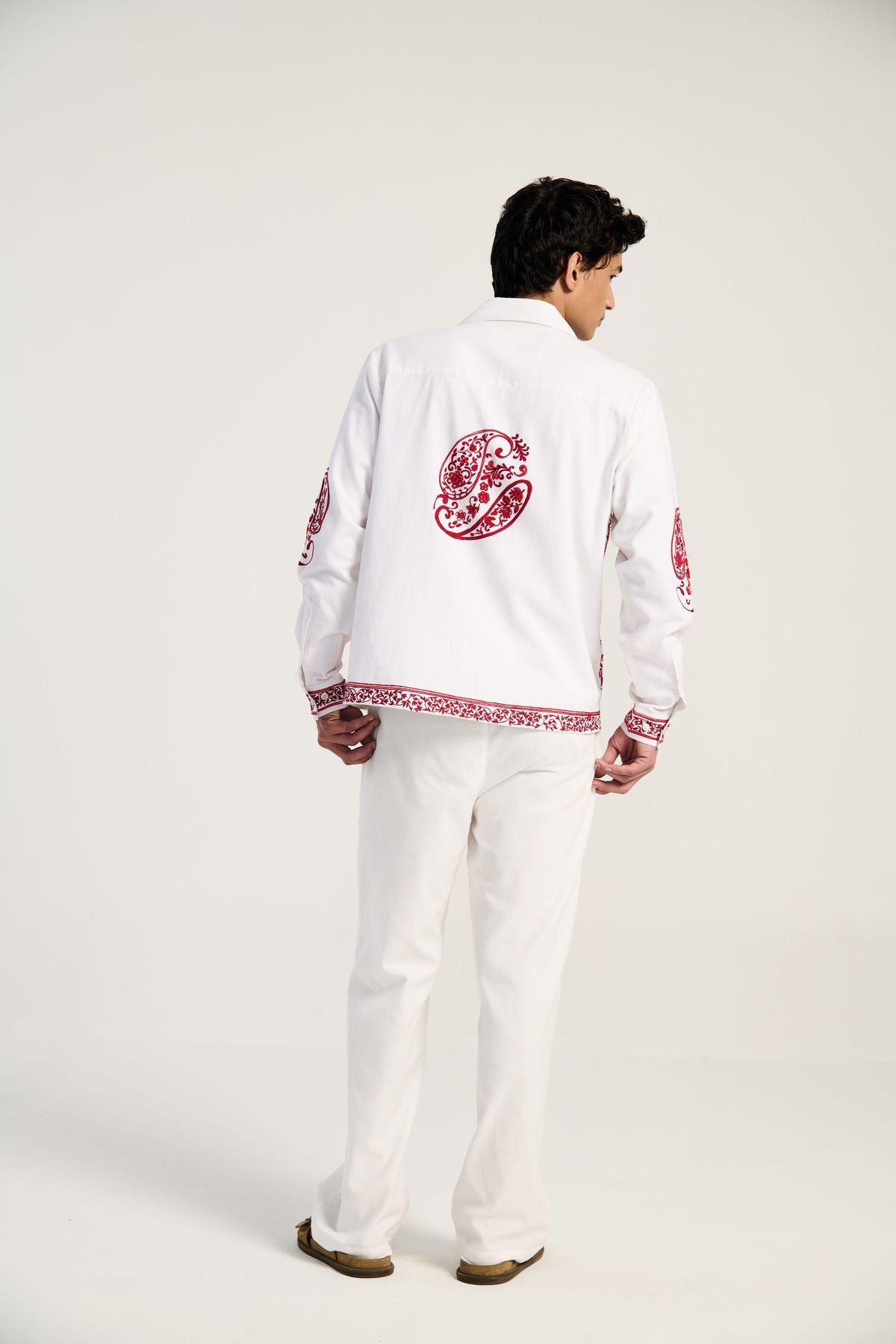 Hand embroidered paisley full sleeves shirt - image 5