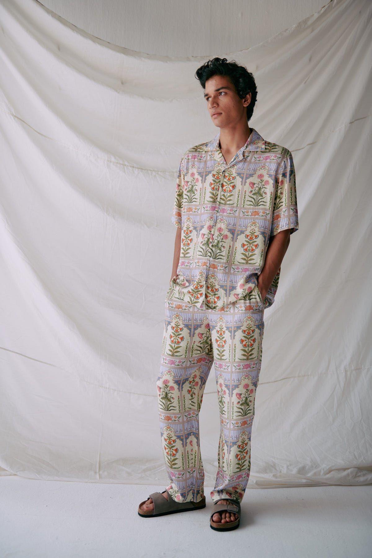 Royal floral lounge pants - image 2