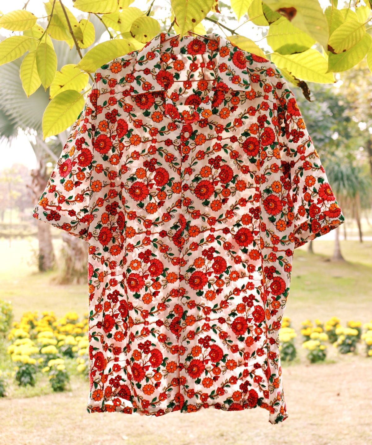 Vintage Floral embroidered shirt - image 4