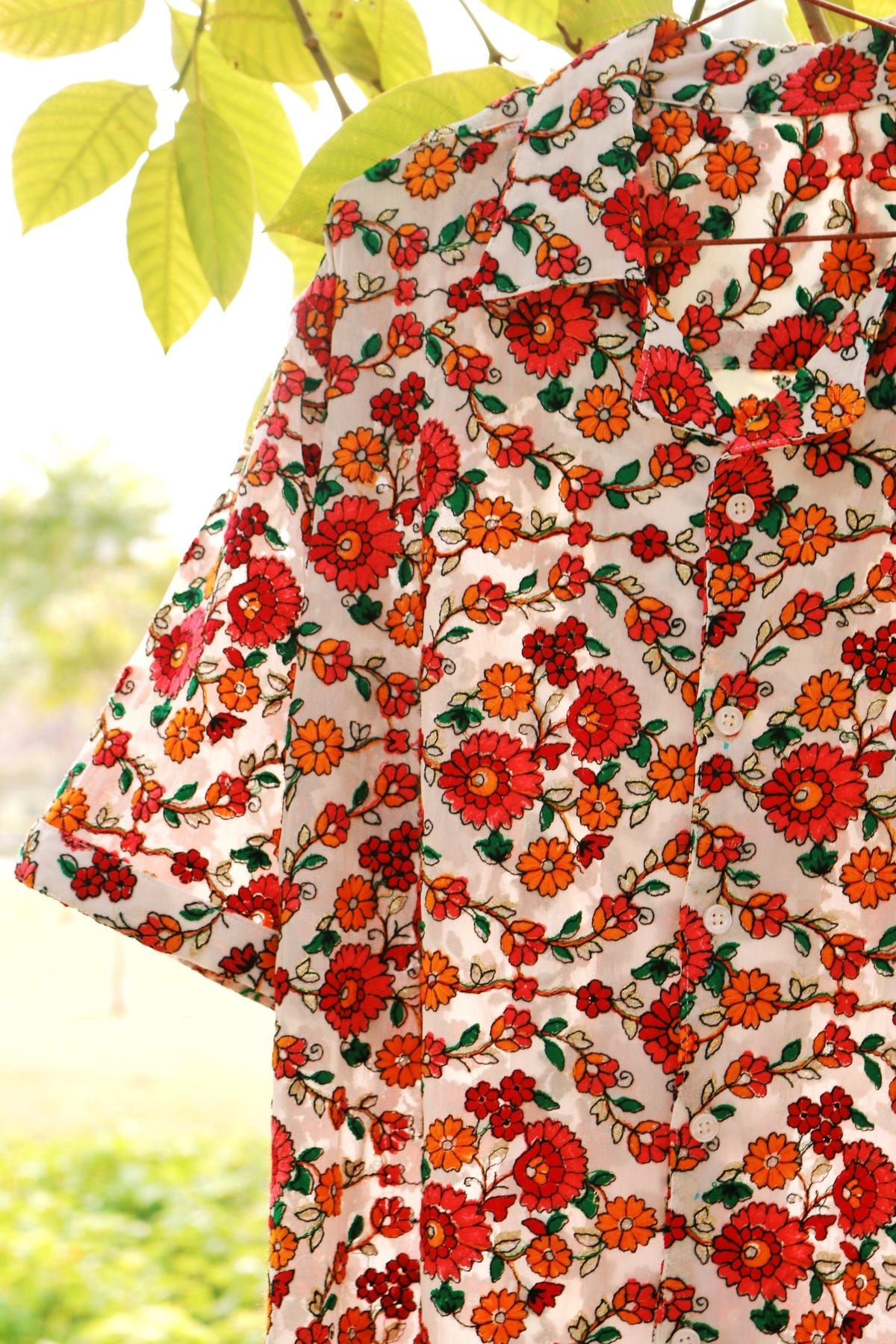 Vintage Floral embroidered shirt - image 5