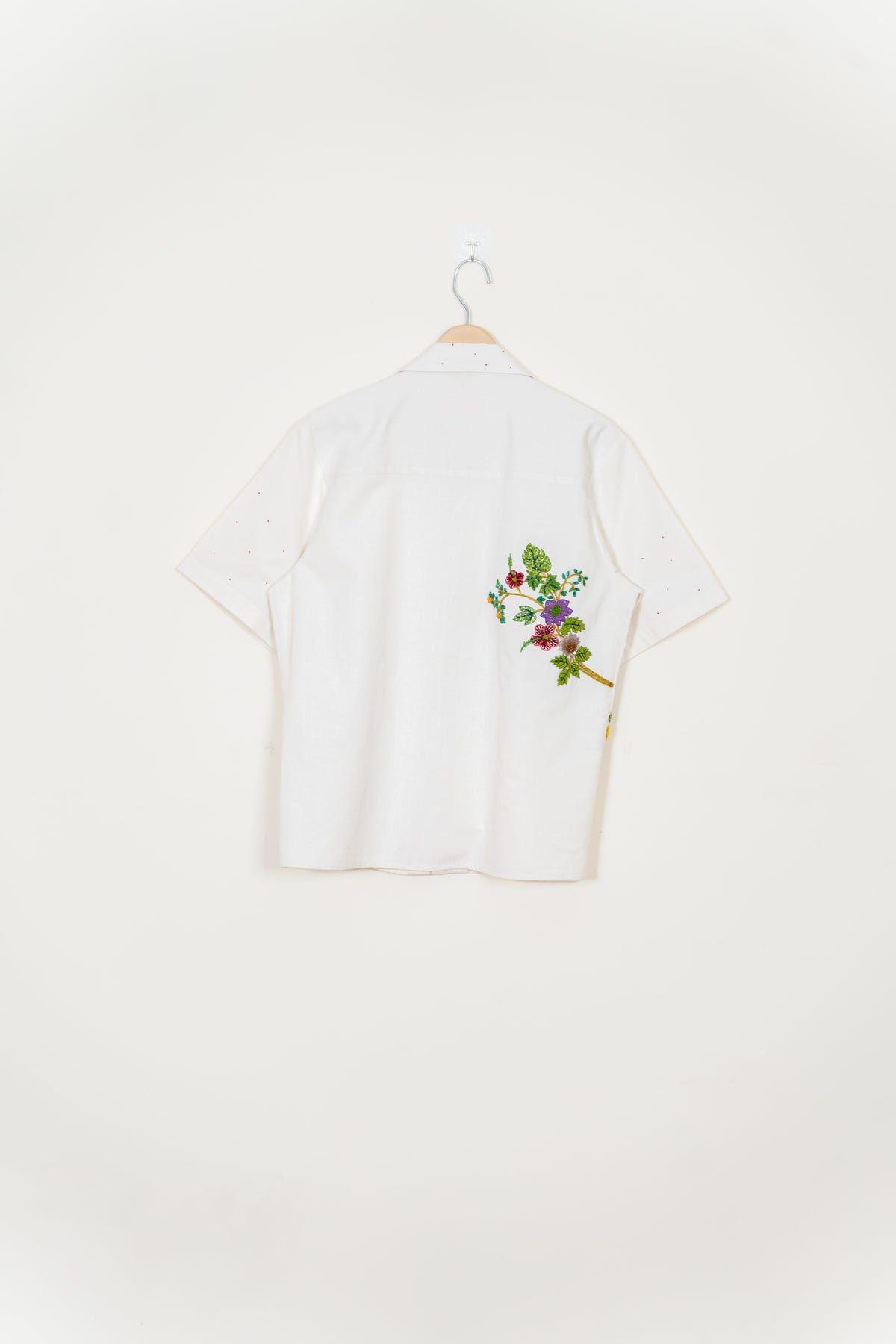 "Spring bloom" hand embroidered shirt - image 3