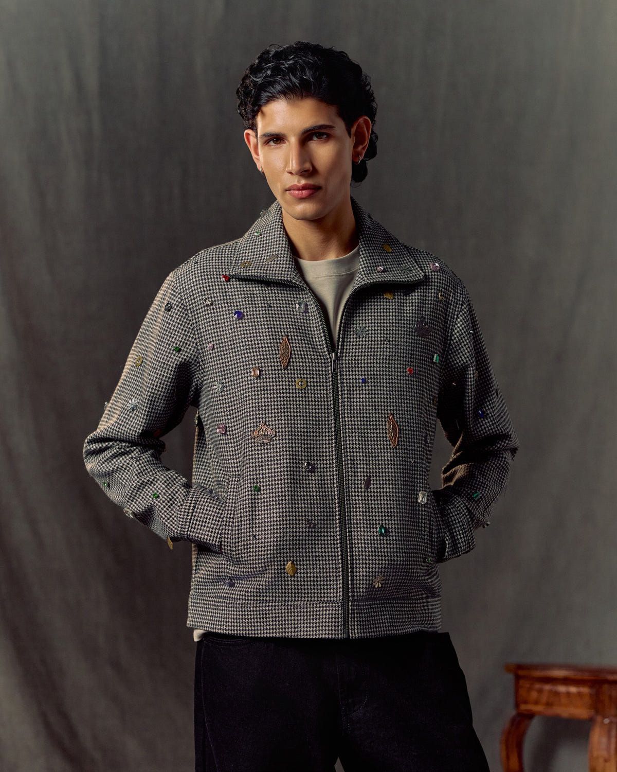 Hand embroidered wool zip up jacket - image 7