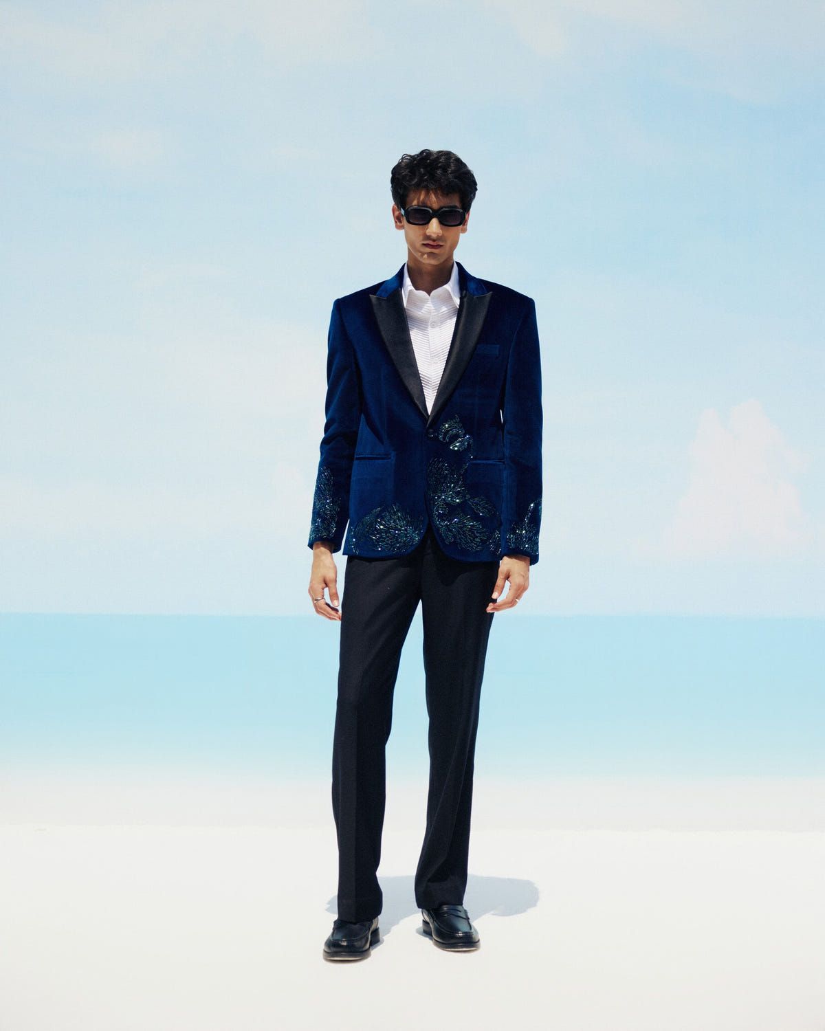 "Le Bahamas" hand embroidered blazer - image 2