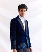 "Le Bahamas" hand embroidered blazer view 5