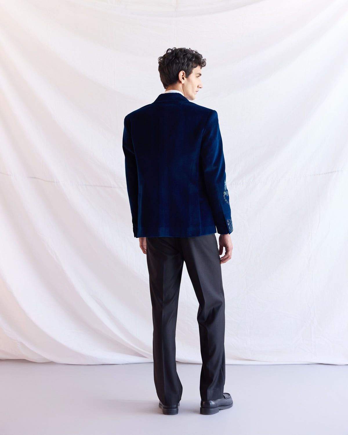 "Le Bahamas" hand embroidered blazer - image 8