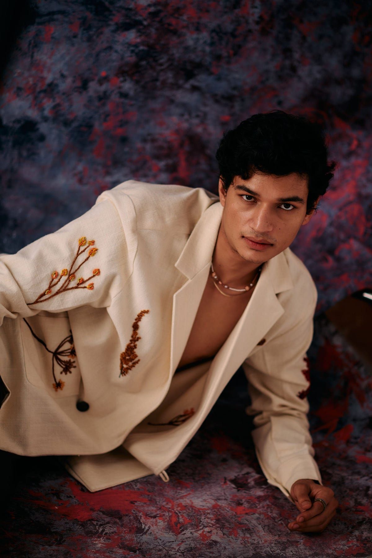 Wild flowers hand embroidered resort blazer - image 5