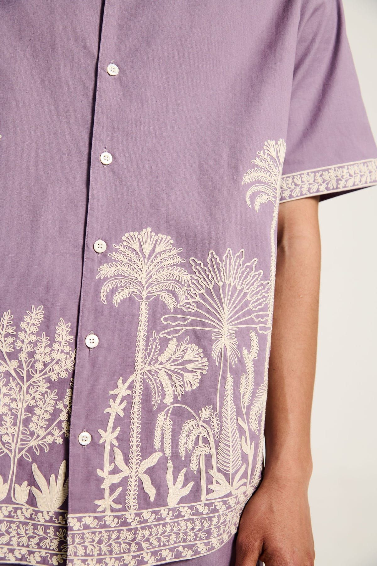 "Palm paradise" embroidered shirt - image 8