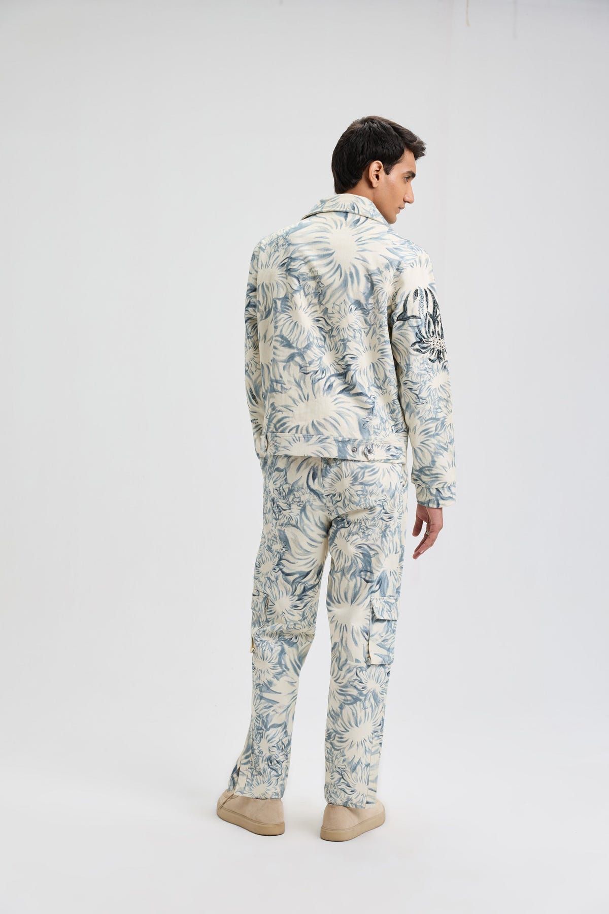 Giverny hand embroidered zip up jacket - image 4