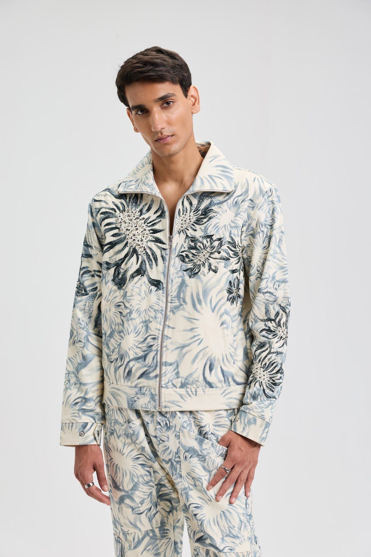 Giverny hand embroidered zip up jacket - image 5