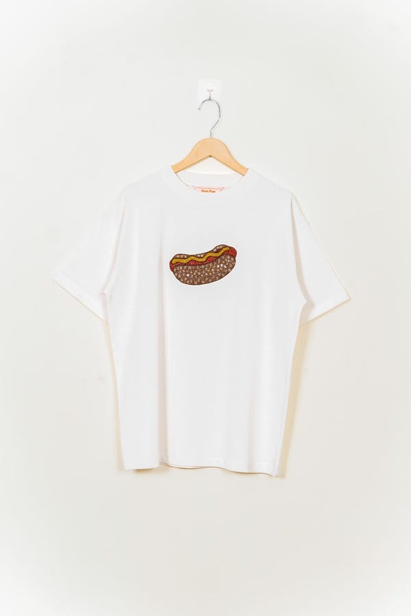 Perte D'ego — "Le Hotdog" hand embroidered T-Shirt