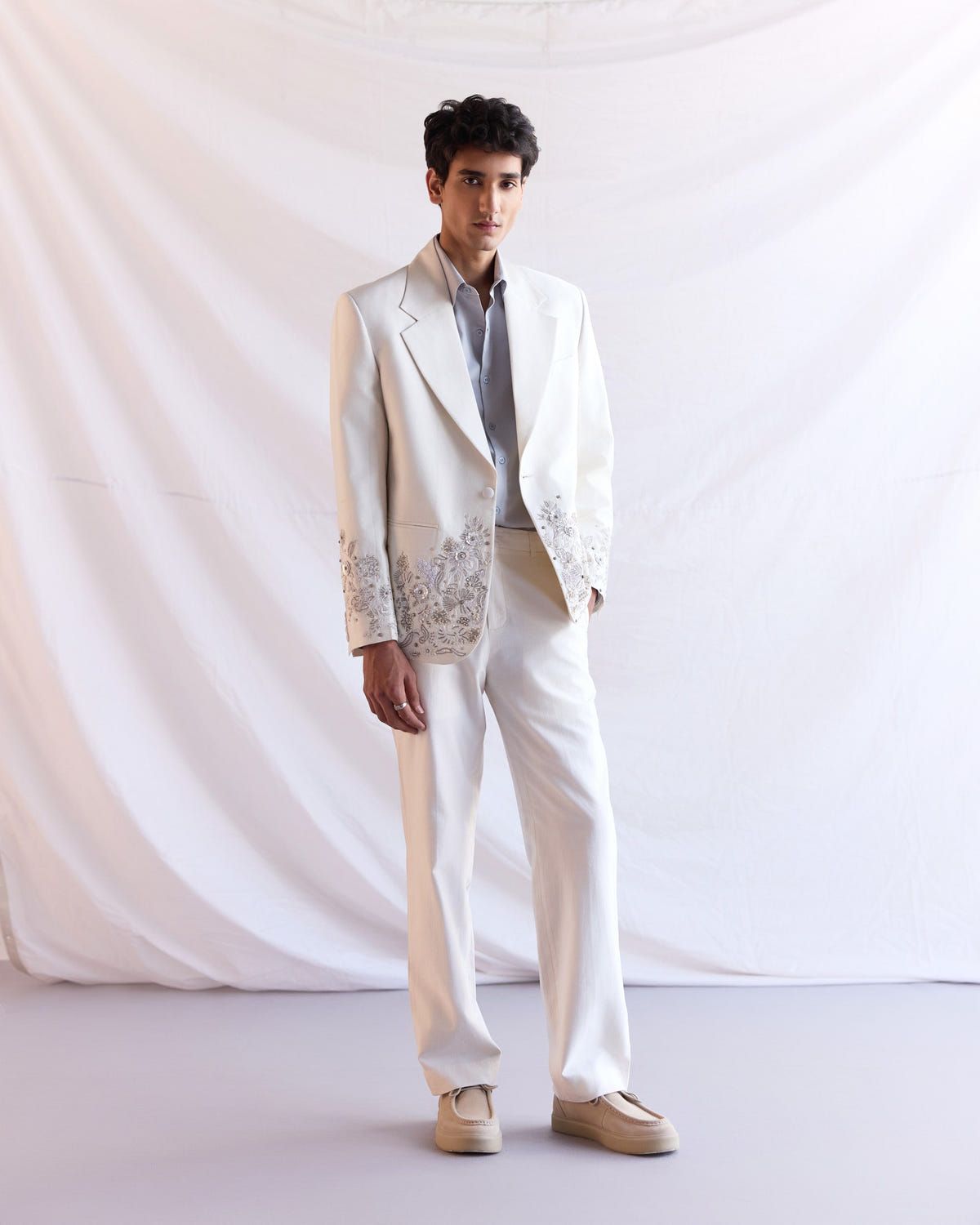 "Le Lumière" hand embroidered blazer - image 3