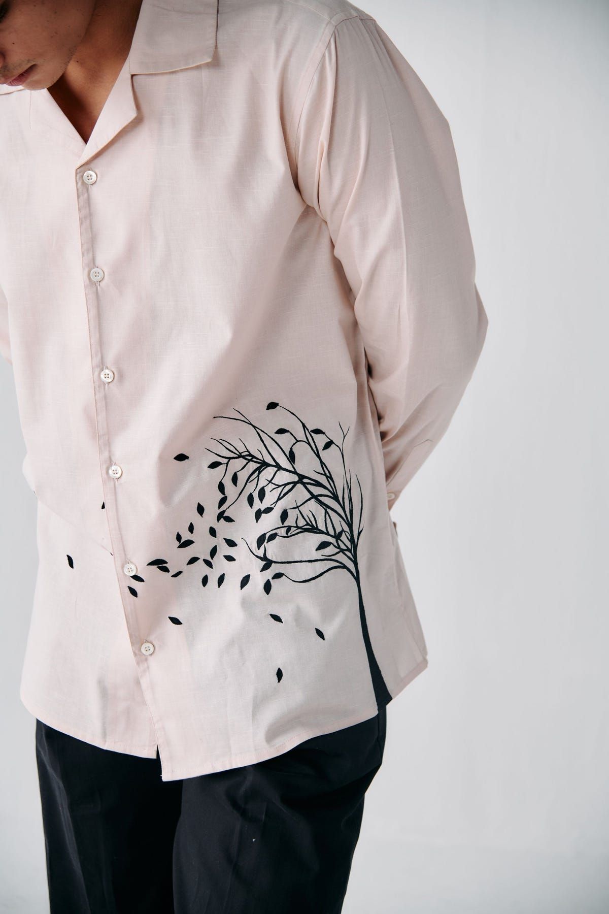 "A fall evening" appliqué shirt - image 1