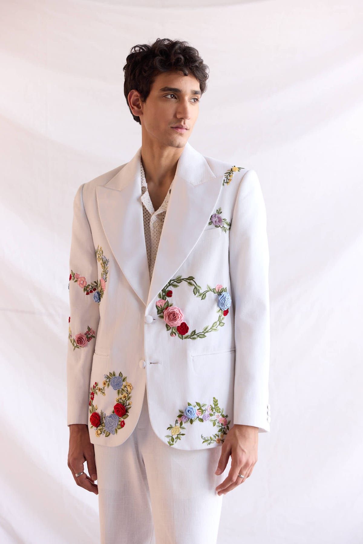 "Le fleur" hand embroidered blazer - image 4