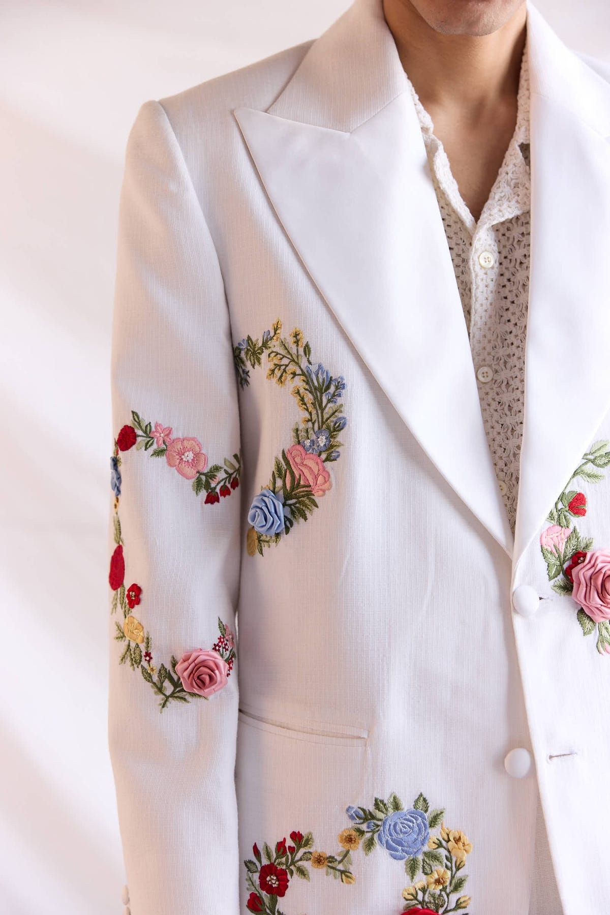 "Le fleur" hand embroidered blazer - image 5