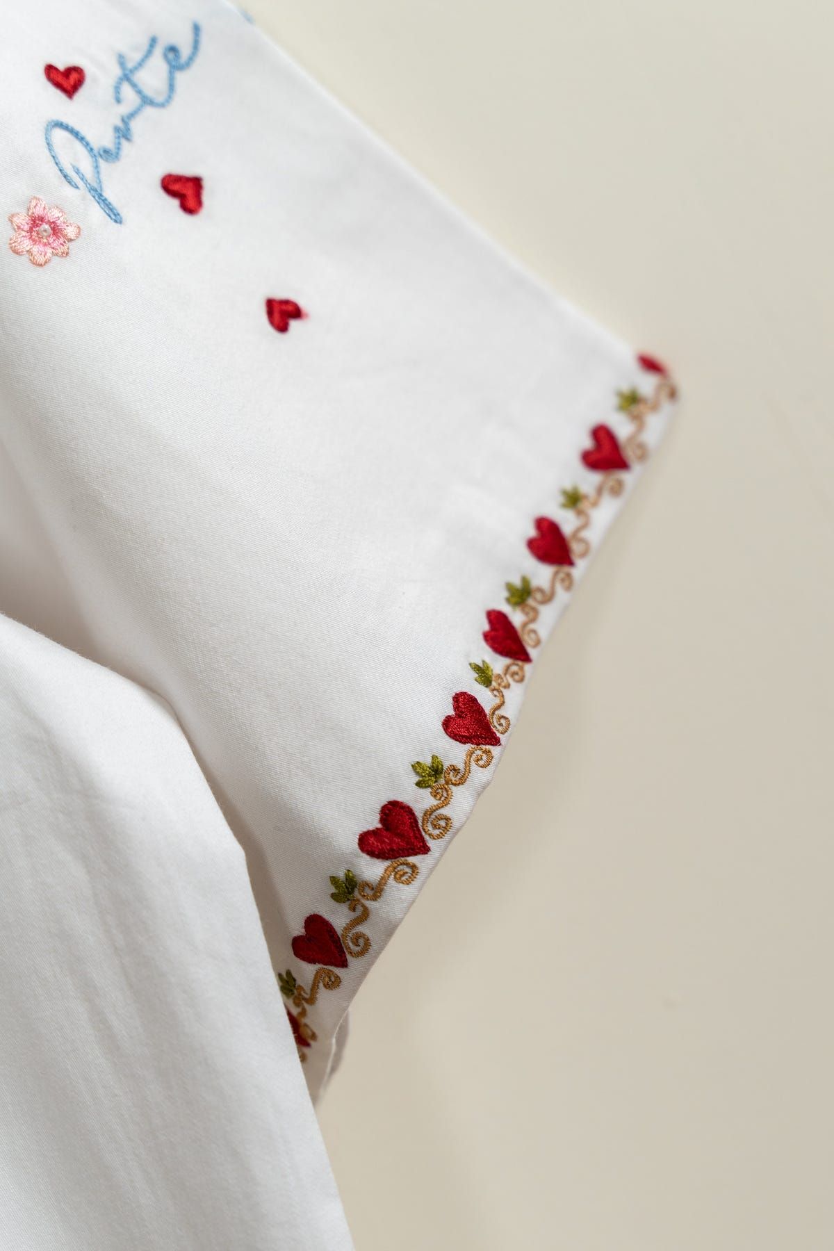 "Love songs" hand embroidered Shirt - image 4