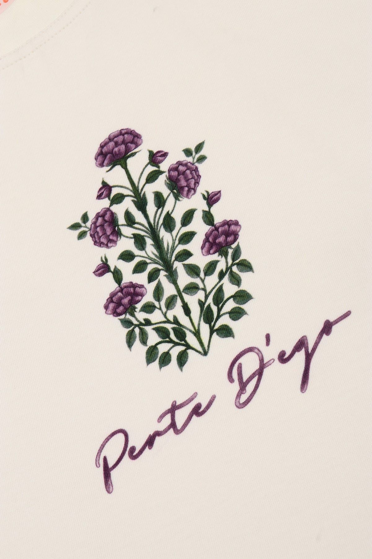 "Floral border" T-Shirt - image 2