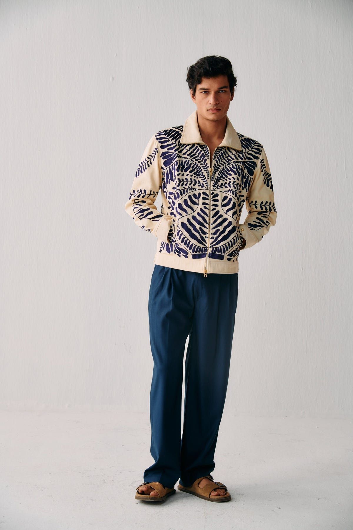 "Le Vase" embroidered zip up jacket - image 2