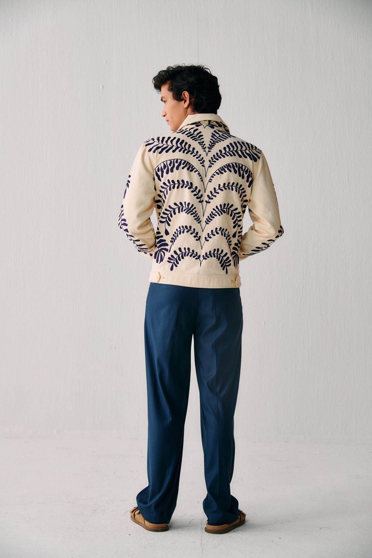 "Le Vase" embroidered zip up jacket - image 4