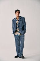 Vintage velvet blazer- Ice Blue view 3
