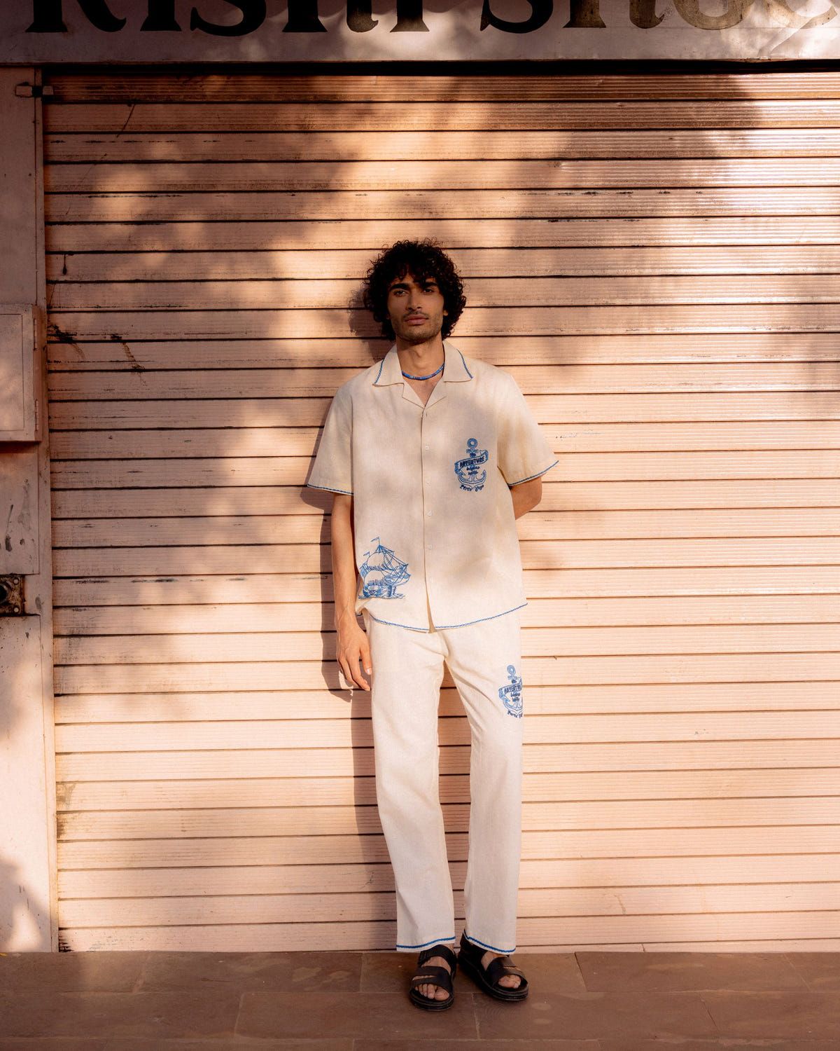 "Le adventure" hand embroidered Shirt - image 1