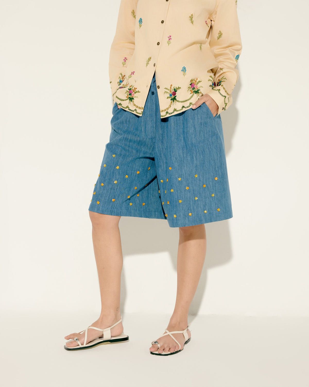 Victorian Border Embroidery shirt - image 2