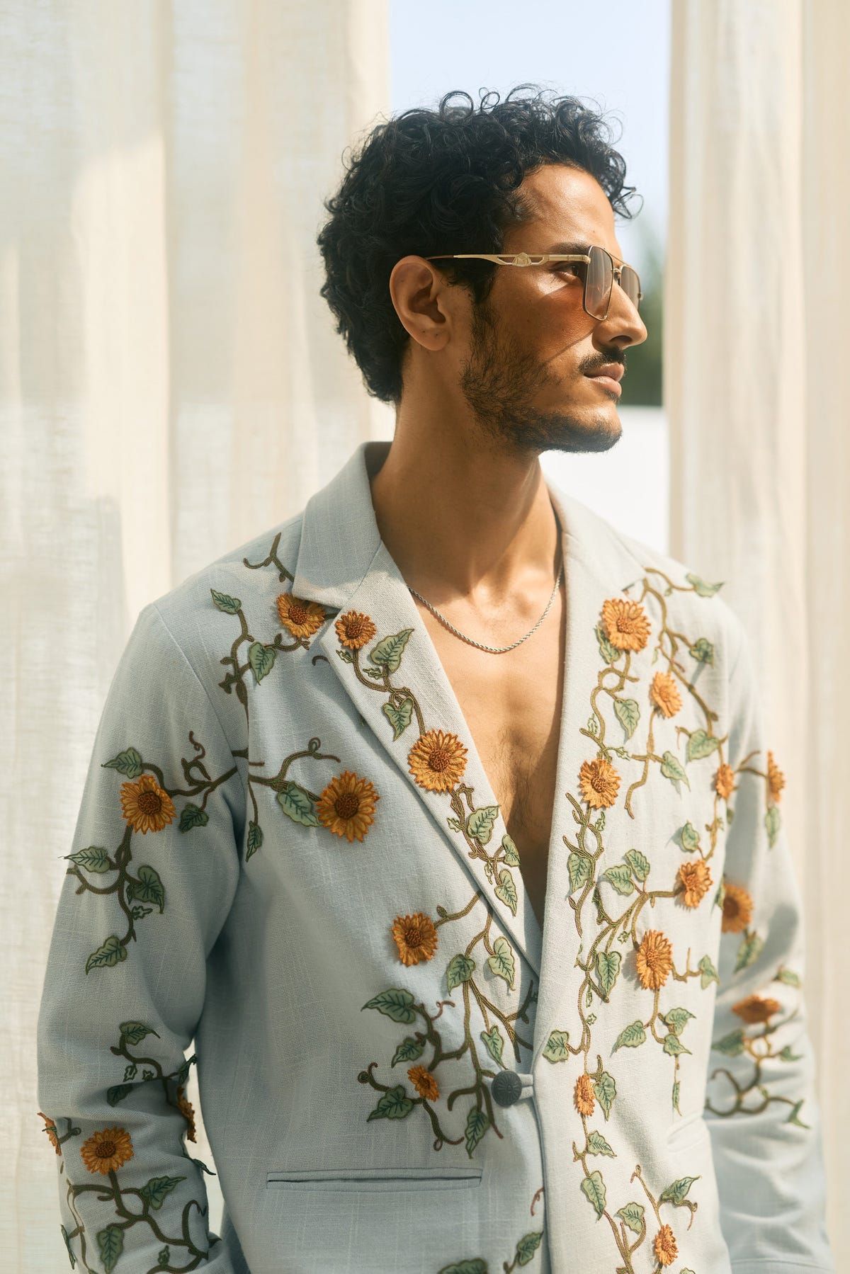 "Sunflower" hand appliqué resort blazer - image 3