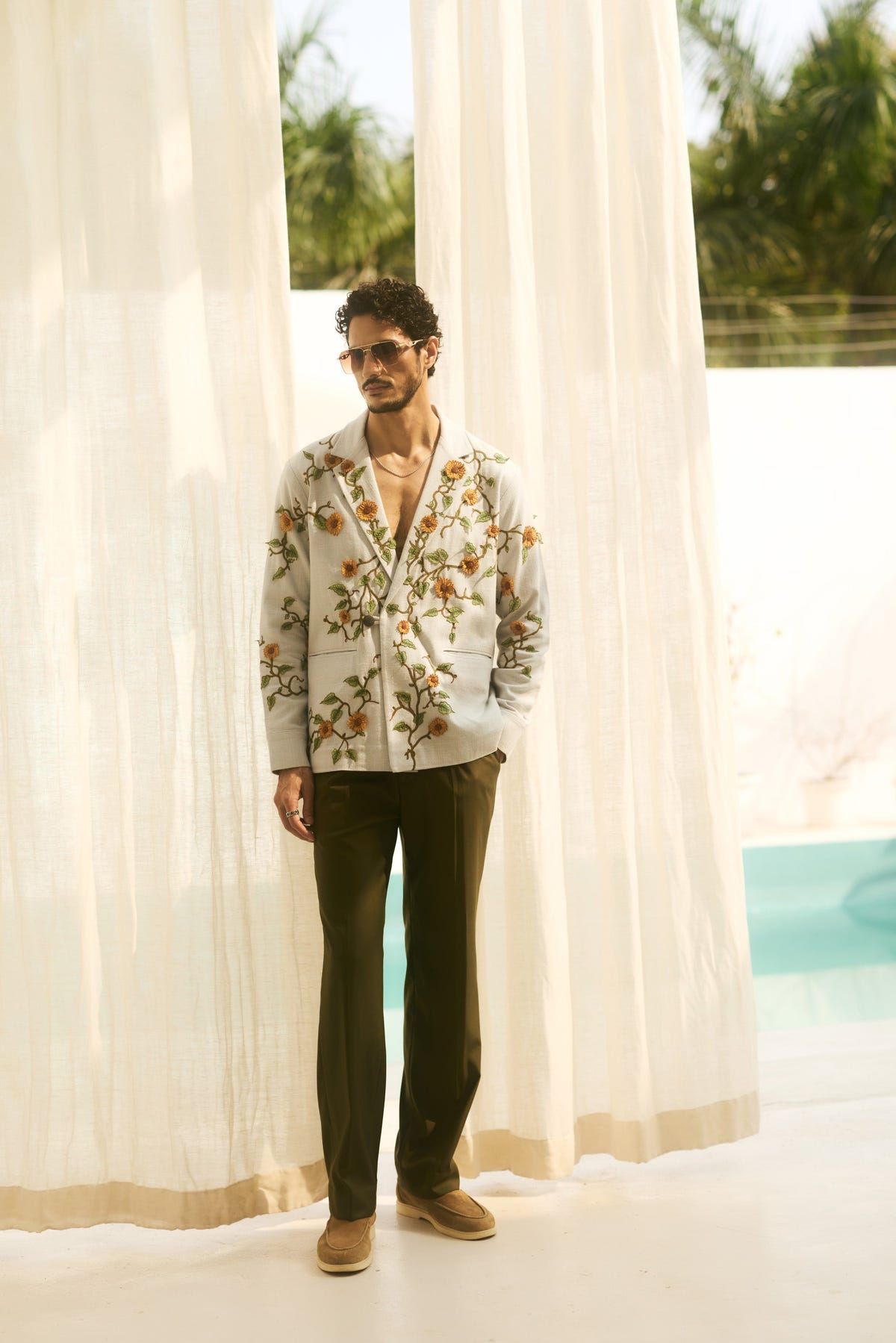 "Sunflower" hand appliqué resort blazer - image 4