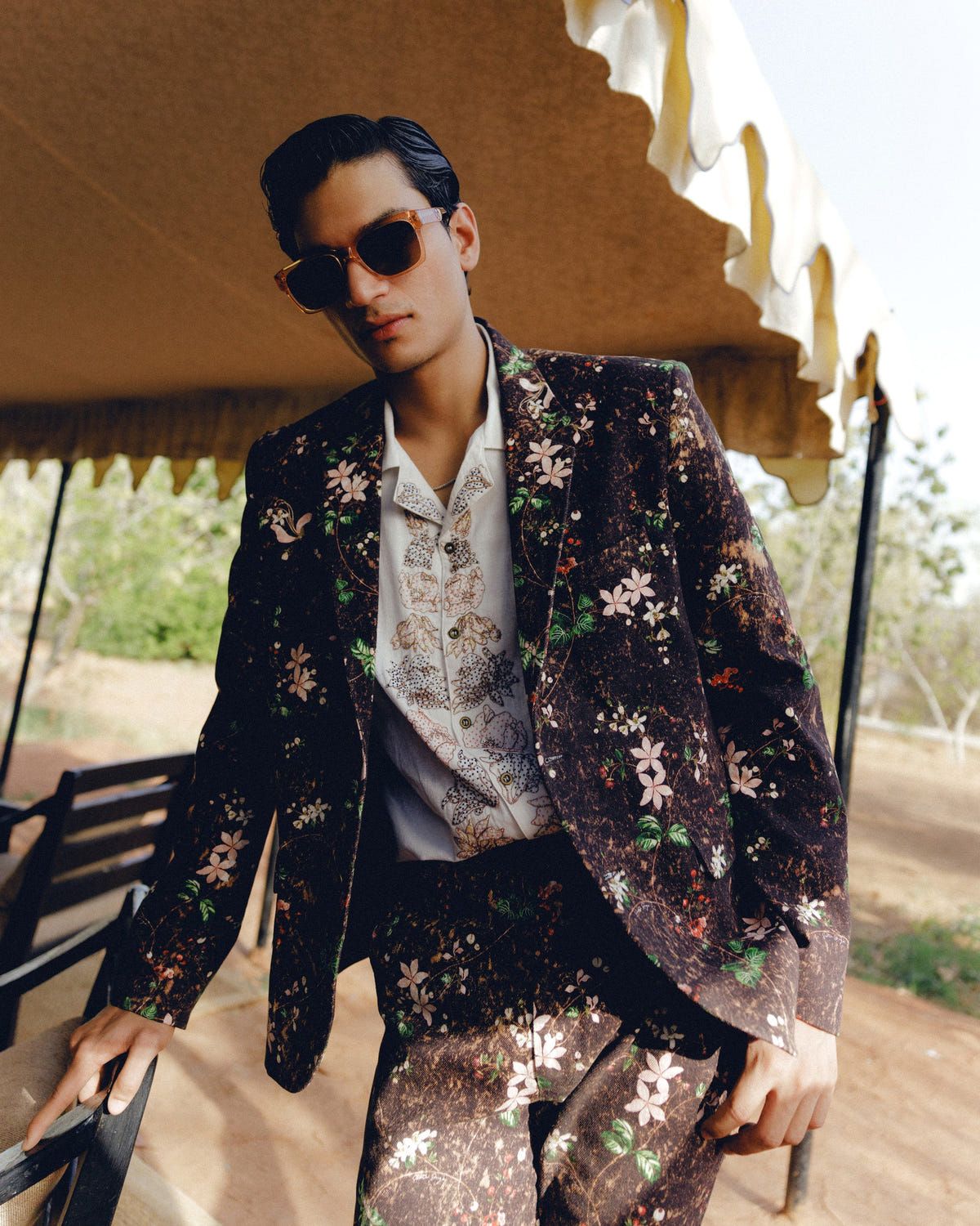 Floral twill blazer - image 1