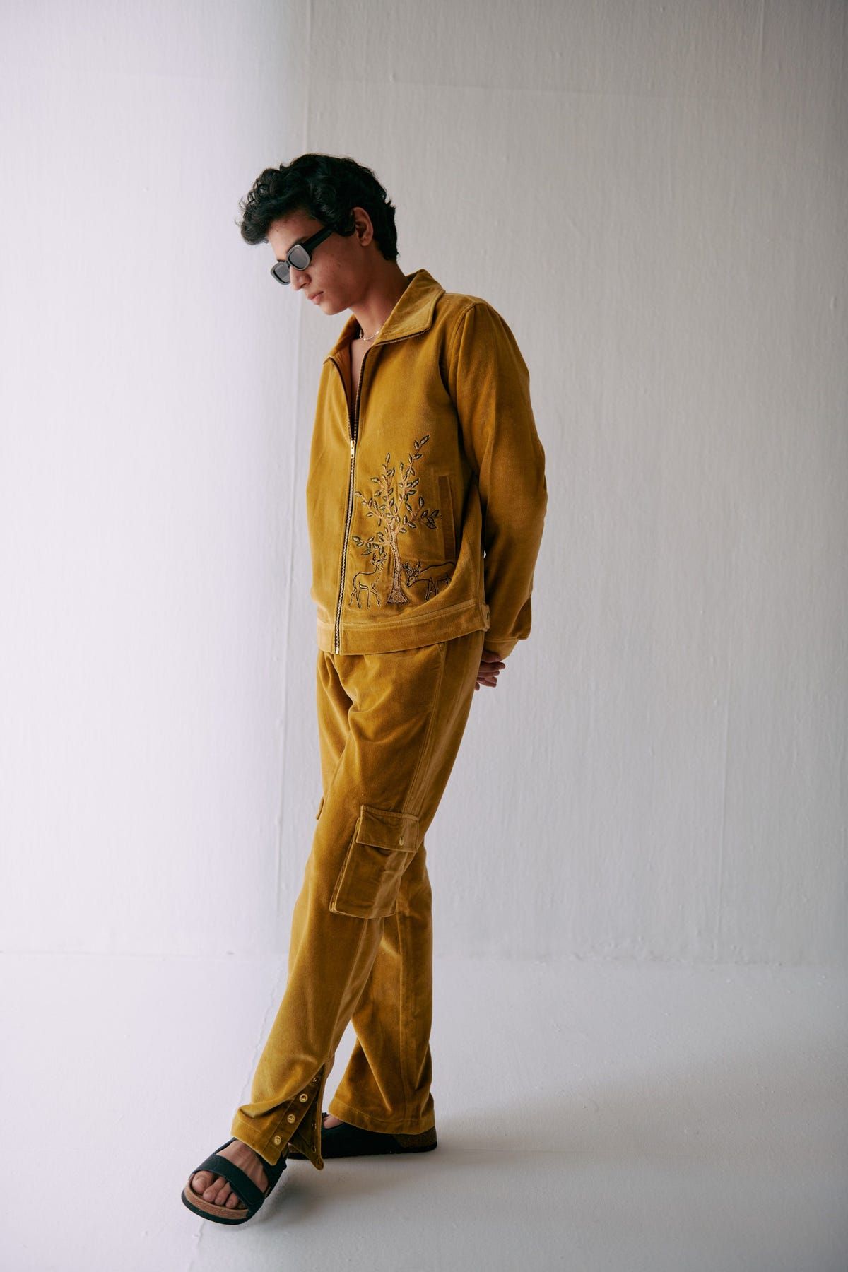 Hand embroidered deers zip up jacket - image 3