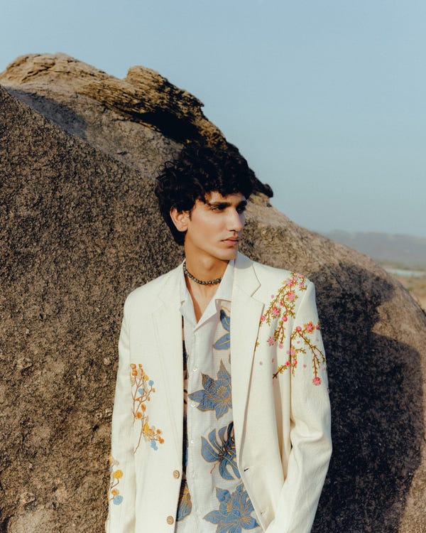 Perte D'ego — Floral hand embroidered overcoat