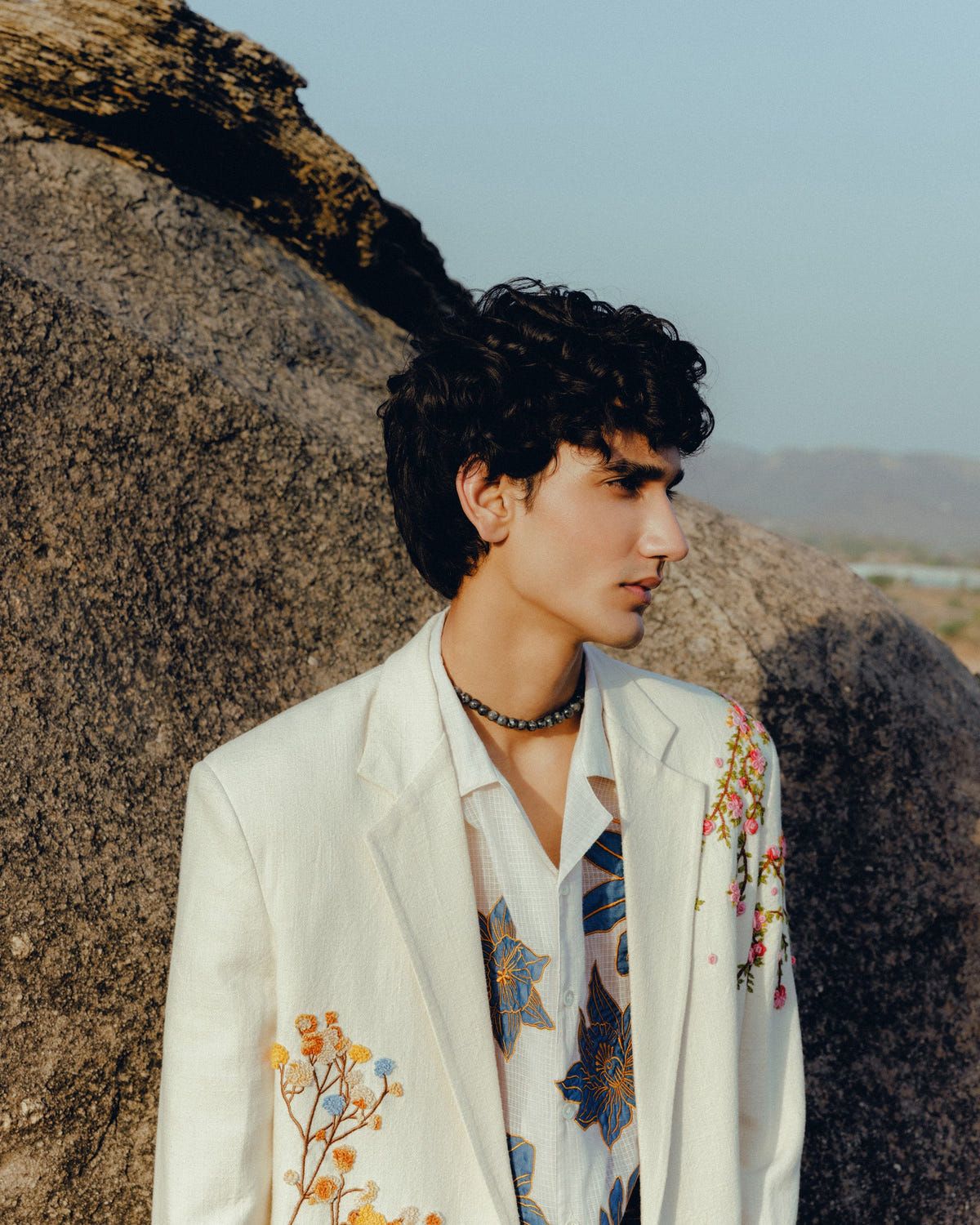 Floral hand embroidered overcoat - image 3