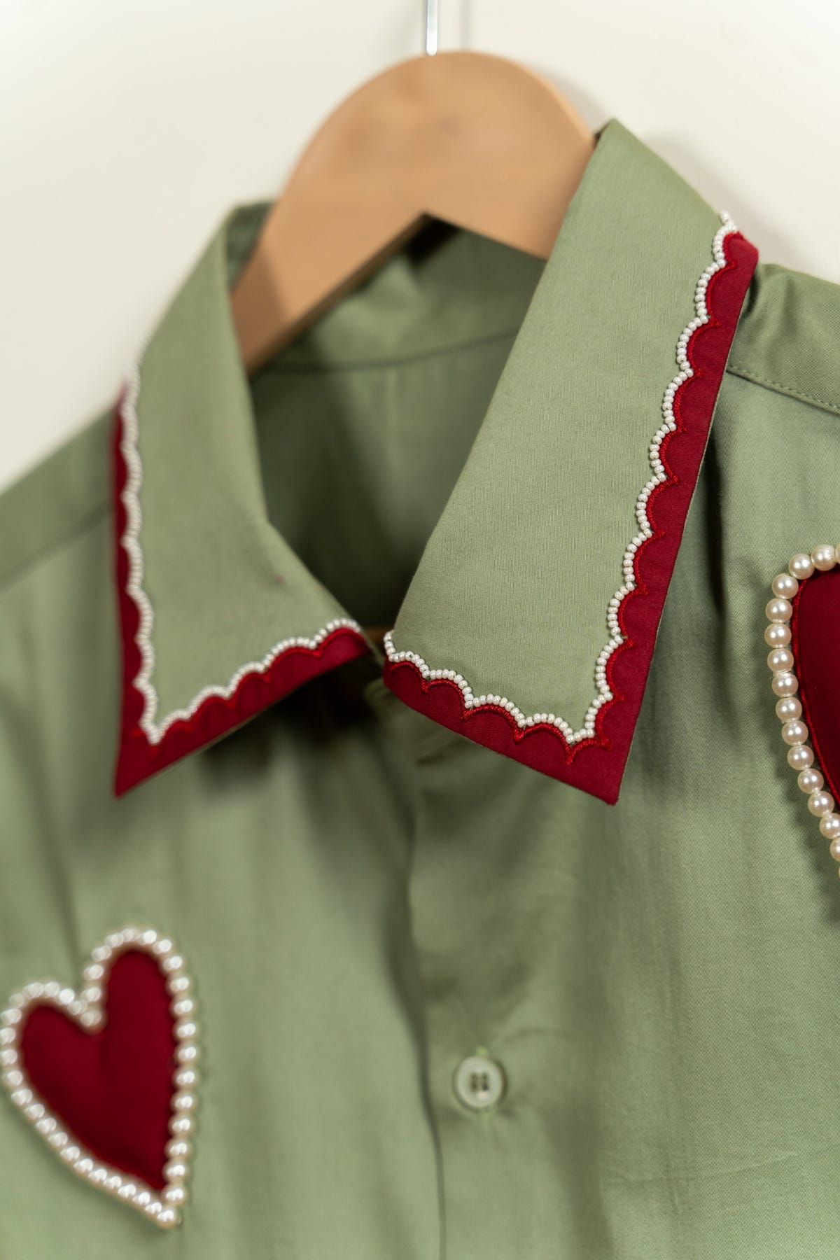“Mon Amour” hand embroidered shirt - image 7