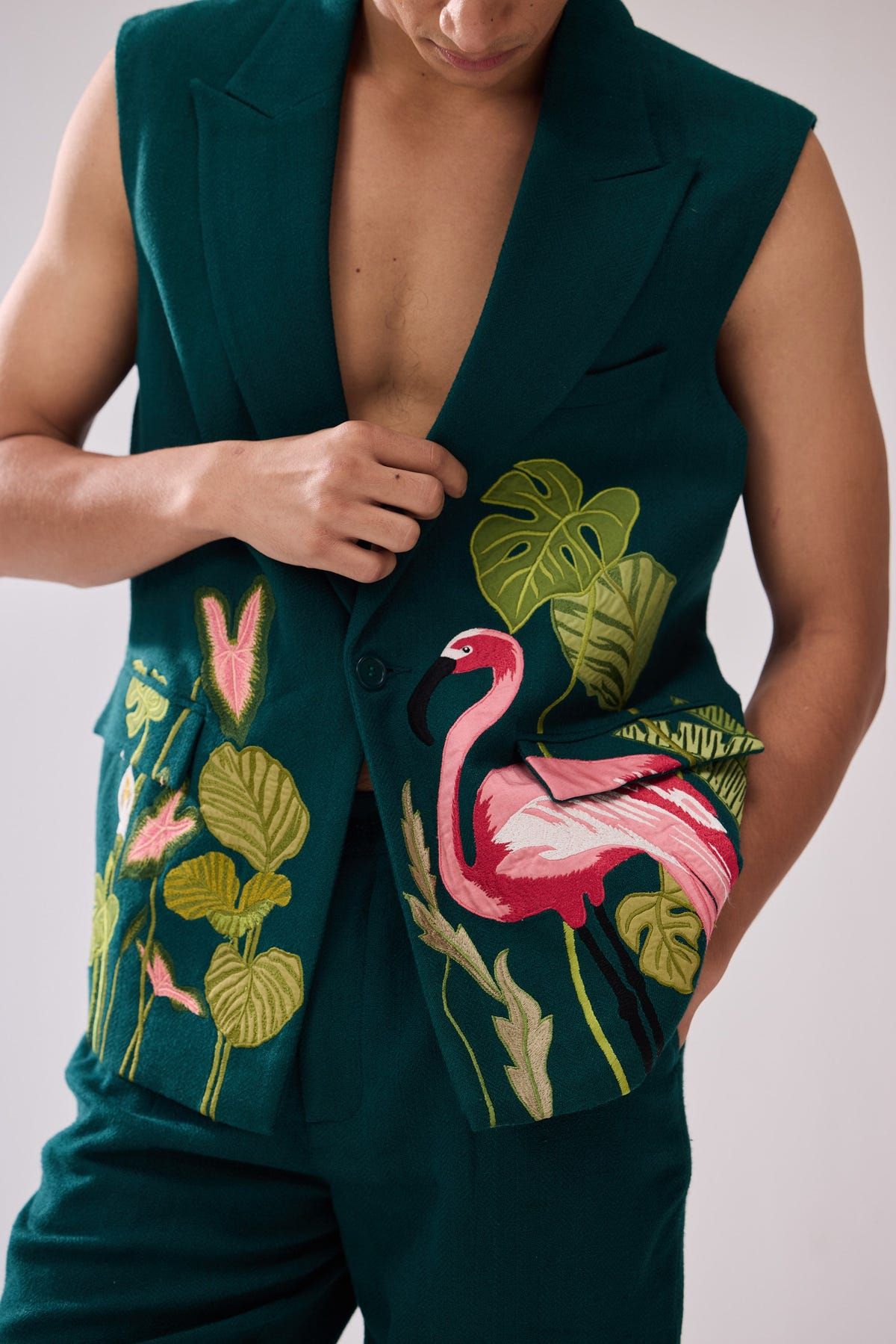 "Le Flamingo" hand embroidered resort blazer - image 2